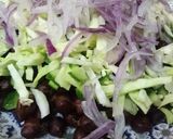 A picture of step 3 of Simple chana chat.