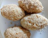 A picture of step 7 of Arancini - mozzarella and ragù stuffed rice balls.