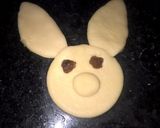 Foto del paso 5 de la receta: Cómo cortar carita de conejo con masa de galletas