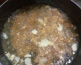 Foto langkah ke 3 dari resep Mete Goreng Bawang Putih.