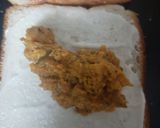 A picture of step 2 of Veggies mayo toast.