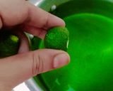 A picture of step 3 of Quiz lemon drink.