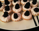 Foto del paso 2 de la receta: Canapés de frambuesa