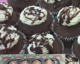 A picture of step 3 of Chocolate Cupcakes.