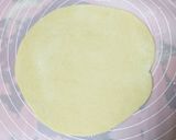A picture of step 2 of Tandoori Roti.