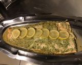 Une image de l'étape 11 de Filet de saumon sauvage en papillote au fumet de homard échalotes persil crème et citron.