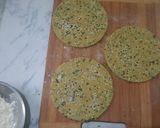 A picture of step 4 of Sorghum Paratha(jawar ka paratha).