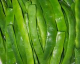 Foto del paso 4 de la receta: Langostinos con mix de curry y fideos de judías verdes