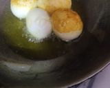 A picture of step 1 of Egg fry.