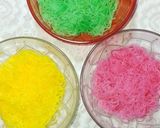Foto langkah ke 1 dari resep Resep kue tradisional ongol-ongol bihun nanas yang mudah dan ekonomis cocok buat ide jualan.
