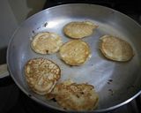 A picture of step 7 of Drope scones.