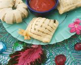 BAKED DESGINER SAMUSA! রেসিপির ধাপ 6 ছবি