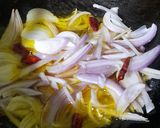 A picture of step 4 of Nenua(Sponge Gourd) And Urad Badi Sabzi.