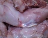 Foto langkah ke 1 dari resep Bebek goreng sambal petis.