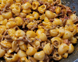 Foto del paso 3 de la receta: Pipe Rigati (tiburones) gratinados