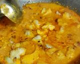 A picture of step 6 of Dahi masala gobhi.