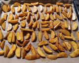 Foto langkah ke 3 dari resep Potato Wedges (Oven).