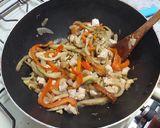 Foto del paso 2 de la receta: Wok de pollo