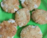 A picture of step 9 of Dahi Bhalle Dahi Wada.