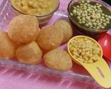 A picture of step 4 of Pani Puri/ Golgappa.
