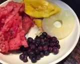 A picture of step 1 of Fresh Fruity Slushies.