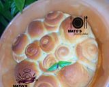A picture of step 11 of Beef filled dinner rolls.