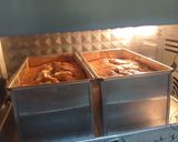 Foto langkah ke 4 dari resep Raisin Banana Bread.