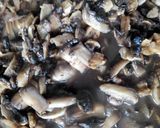Foto del paso 3 de la receta: Crema de champiñones 🍄