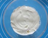 A picture of step 4 of Thandai Mousse With Gulabjamun.