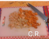 Foto del paso 1 de la receta: Croquetas de salmón y gambas