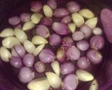 Foto langkah ke 1 dari resep Bumbu Dasar Putih.
