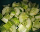 Foto langkah ke 1 dari resep Tumis Timun Telur.