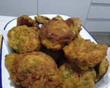 Foto del paso 4 de la receta: Buñuelos de LECHUGA😋😋