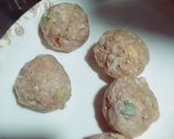 A picture of step 1 of Kofte ka salan.