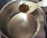 A picture of step 1 of Green Tea and lemon.