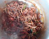 A picture of step 4 of Silver fish tomatoe fry.
