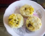 A picture of step 4 of Mango pizza dhokla.