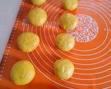Foto langkah ke 4 dari resep Roti Goreng Labu Kuning.