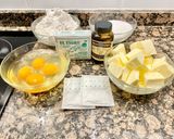 Foto del paso 1 de la receta: Pastel cuatro cuartos con manzana