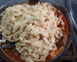 Foto del paso 6 de la receta: Fideos al huevo con pimentón ahumado y salsa de tomate con osobuco desgrasado