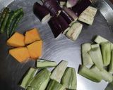 A picture of step 1 of Mix Vegetable.