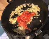 Une image de l'étape 6 de Farfalles bicolores, tomate rose et sauce à l'indienne.