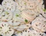 清炒藕片 Stirfry Lotus Roots的食譜步驟4照片
