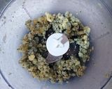 A picture of step 4 of Macaroni with Roquefort Sauce, Manchego Cheese Cream, and Mushrooms.