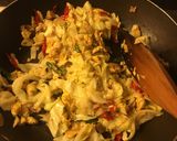 Foto langkah ke 6 dari resep Tumis Kubis Telor.