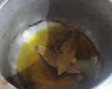 A picture of step 2 of Afghani fateer.