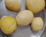 A picture of step 1 of Aloo Tikki stuffed with green Peas.