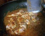 รูปขั้นตอนการทำที่ 2 ของ ผัดพริกแกงผักบุ้งหมูติดมัน