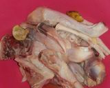 Foto langkah ke 1 dari resep Opor ayam kuah kuning.