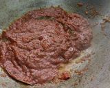 A picture of step 2 of Daal Makhani.